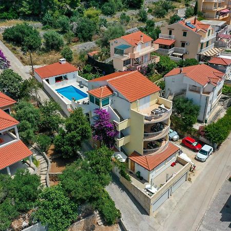 Apartments Villa Nea Leona Trogir Buitenkant foto