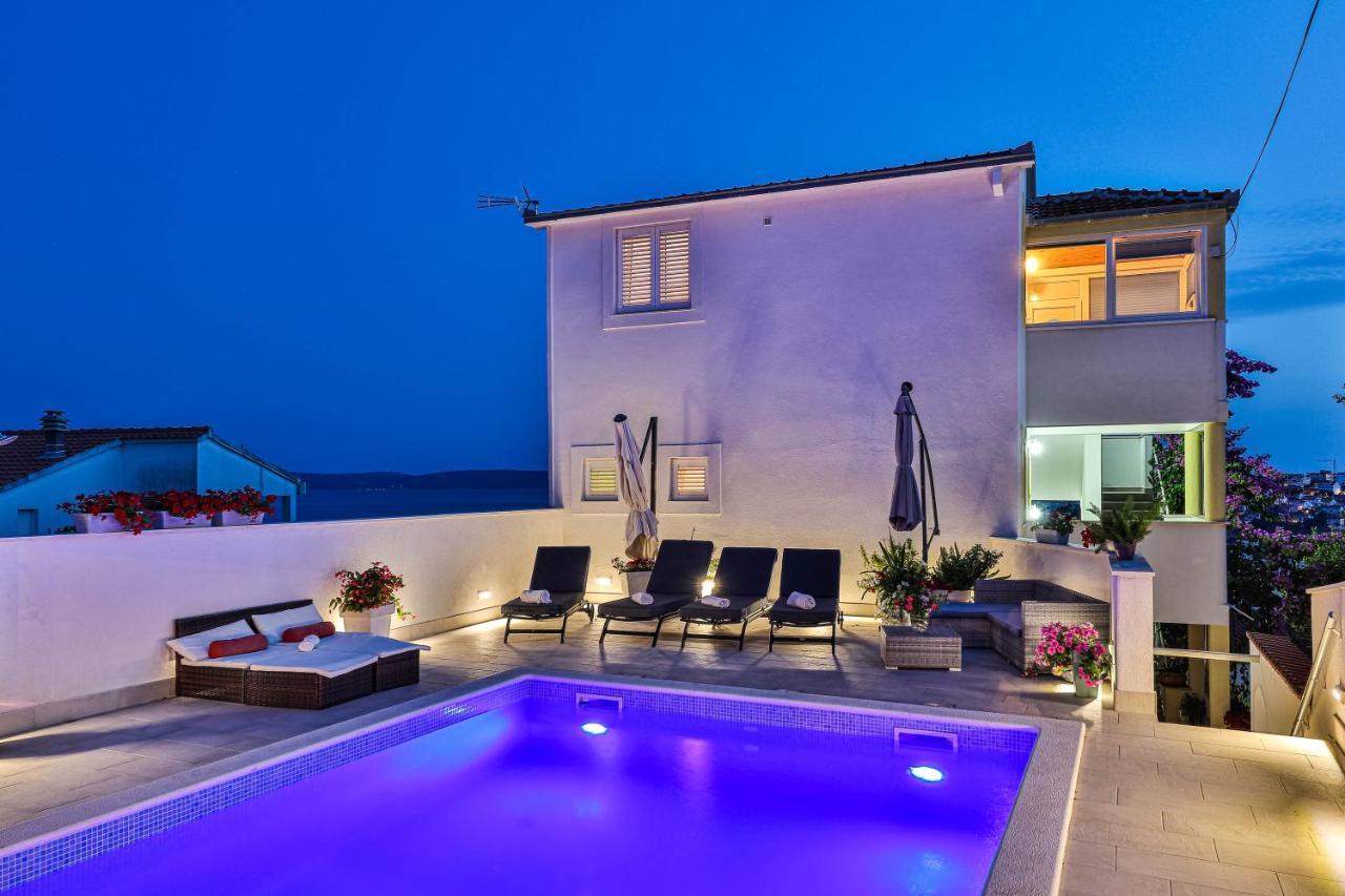 Apartments Villa Nea Leona Trogir Buitenkant foto