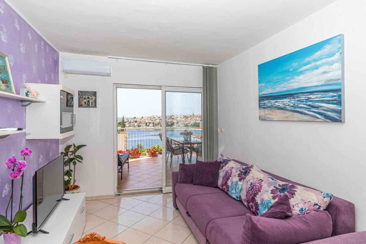 Apartments Villa Nea Leona Trogir Buitenkant foto